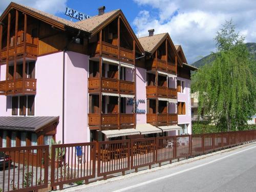 Hotel Serena Dimaro Dış mekan fotoğraf